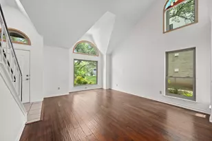 12810 NW Blackfoot Trail, Austin, TX 78729 - Photo 4