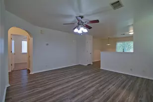 16418 Hamilton Point Cir, Manor, TX 78653 - Photo 4