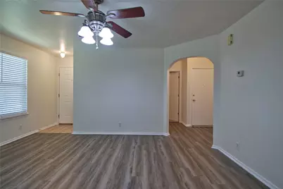 16418 Hamilton Point Circle, Manor, TX 78653 - Photo 6