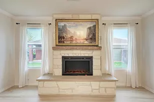 115 Camellia Dr, Hutto, TX 78634 - Photo 8