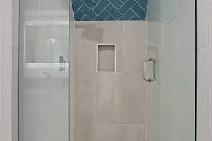 6217 Clovis St, Austin, TX 78741 - Photo 26