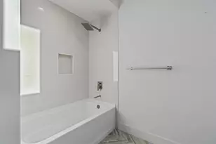 6217 Clovis St, Austin, TX 78741 - Photo 24