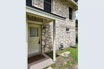 206 E 34th Street #C, Austin, TX 78705 - Photo 2