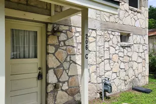 206 E 34th St, Austin, TX 78705 - Photo 2