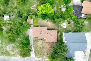 116 Crestview Dr Dr, Canyon Lake, TX 78133 - Photo 6