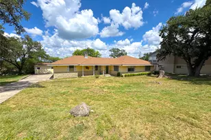 116 Crestview Dr Dr, Canyon Lake, TX 78133 - Photo 2