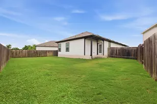 130 Wild Wind Cv, Jarrell, TX 76537 - Photo 18