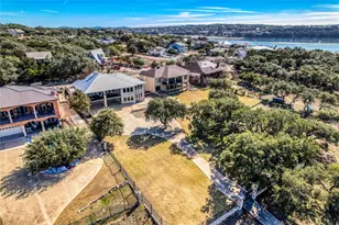 610 Deckhouse Dr, Point Venture, TX 78645 - Photo 14