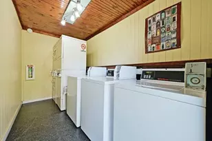 711 Eberhart Ln, Austin, TX 78745 - Photo 8