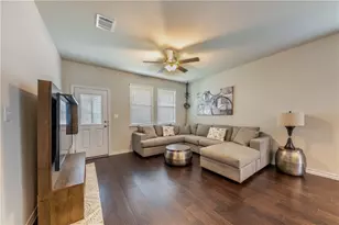 138 Silktassel Way, Buda, TX 78610 - Photo 8