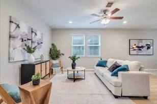 10317 Laurie Ln, Austin, TX 78747 - Photo 6