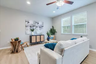 10317 Laurie Ln, Austin, TX 78747 - Photo 6