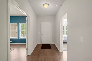 8800 Slater Dr, Austin, TX 78747 - Photo 4