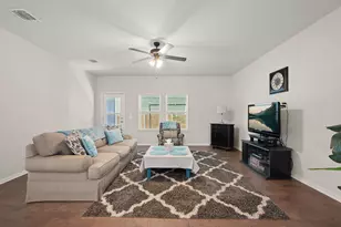 8800 Slater Dr, Austin, TX 78747 - Photo 16