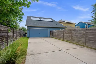 8800 Slater Drive, Austin, TX 78747 - Photo 32