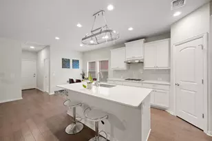 8800 Slater Dr, Austin, TX 78747 - Photo 6