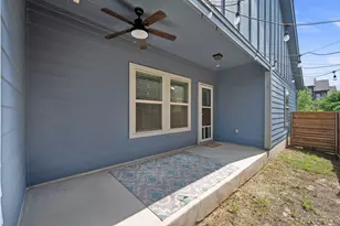 8800 Slater Dr, Austin, TX 78747 - Photo 26