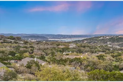 4408 Blacksmith Cove, Spicewood, TX 78669 - Photo 2