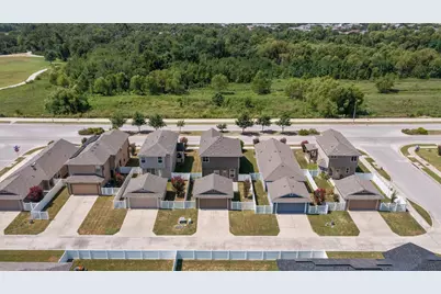 408 Craters Of The Moon Boulevard, Pflugerville, TX 78660 - Photo 32