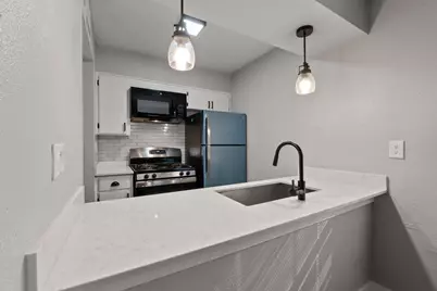 1220 W Anderson Lane #108, Austin, TX 78757 - Photo 2