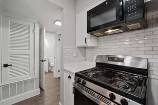 1220 W Anderson Ln., Austin, TX 78757 - Photo 10