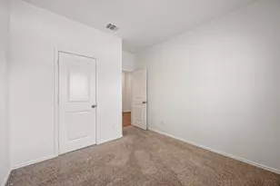 509 Gabriels Bluff Dr, Georgetown, TX 78626 - Photo 18