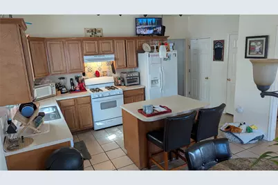 7517 Lazy Creek Drive, Austin, TX 78724 - Photo 6