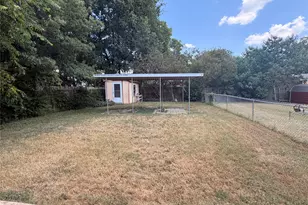 7406 Southgate Ln, Austin, TX 78744 - Photo 22