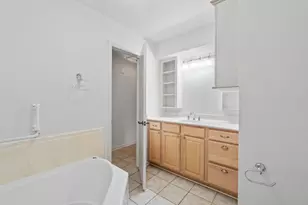 6201 Oakclaire Dr, Austin, TX 78735 - Photo 18