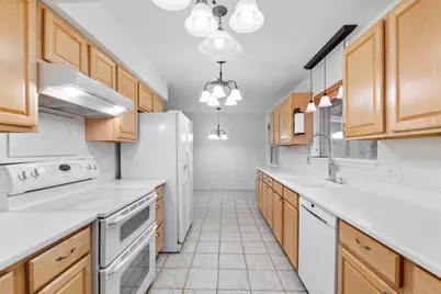 6201 Oakclaire Drive, Austin, TX 78735 - Photo 4