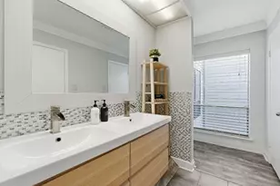 112 World of Tennis Sq, Lakeway, TX 78738 - Photo 14