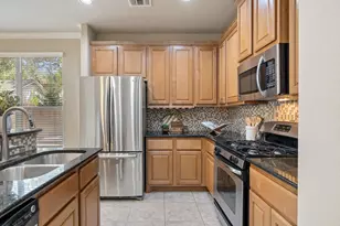 2420 Amur Dr, Austin, TX 78745 - Photo 4