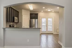 2001 Faro Dr, Austin, TX 78741 - Photo 6