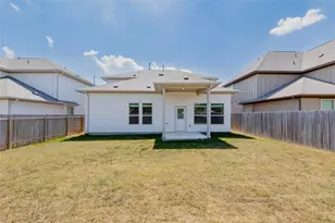 425 Arrowhead Vine St, Leander, TX 78641 - Photo 30