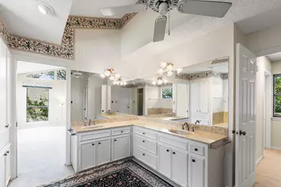 415 Dasher Drive, Lakeway, TX 78734 - Photo 20