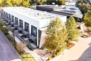 49 Navasota St, Austin, TX 78702 - Photo 14