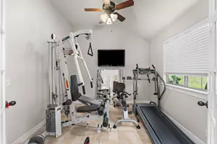 202 Dunkeld Dr, Spicewood, TX 78669 - Photo 18