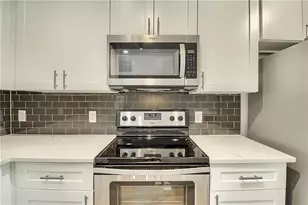 1900 Barton Springs Rd, Austin, TX 78704 - Photo 4