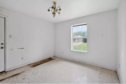 1003 S 4th Street, Temple, TX 76504 - Photo 4
