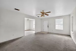 1003 S 4th St, Temple, TX 76504 - Photo 6