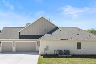 226 Hydrangea Dr, Smithville, TX 78957 - Photo 36