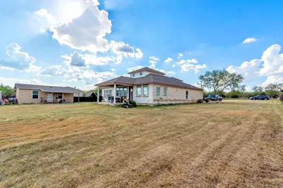 199 McDonald Lane W, Cedar Creek, TX 78612 - Photo 26