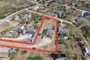 199 McDonald Ln W, Cedar Creek, TX 78612 - Photo 2