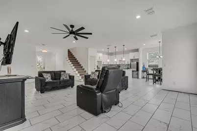 199 McDonald Lane W, Cedar Creek, TX 78612 - Photo 10