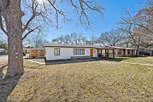 1317 Cloverleaf Dr, Austin, TX 78723 - Photo 2