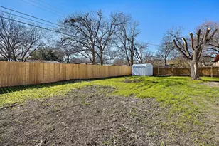 1317 Cloverleaf Dr, Austin, TX 78723 - Photo 34