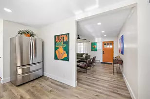 1317 Cloverleaf Dr, Austin, TX 78723 - Photo 10