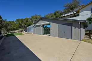 8209 Two Coves Dr, Austin, TX 78730 - Photo 30