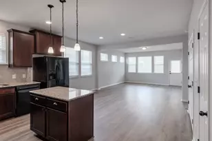 320 E Broade St, Leander, TX 78641 - Photo 12
