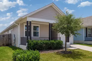 320 E Broade St, Leander, TX 78641 - Photo 4